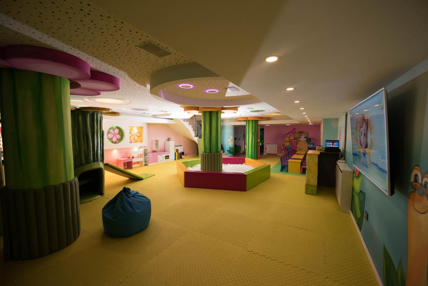 Hotel Sun Loznica Luaran gambar