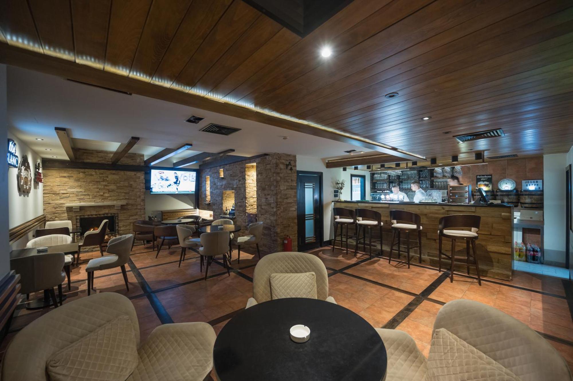 Hotel Sun Loznica Luaran gambar