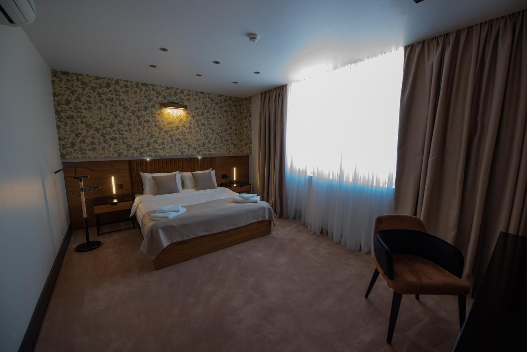 Hotel Sun Loznica Luaran gambar