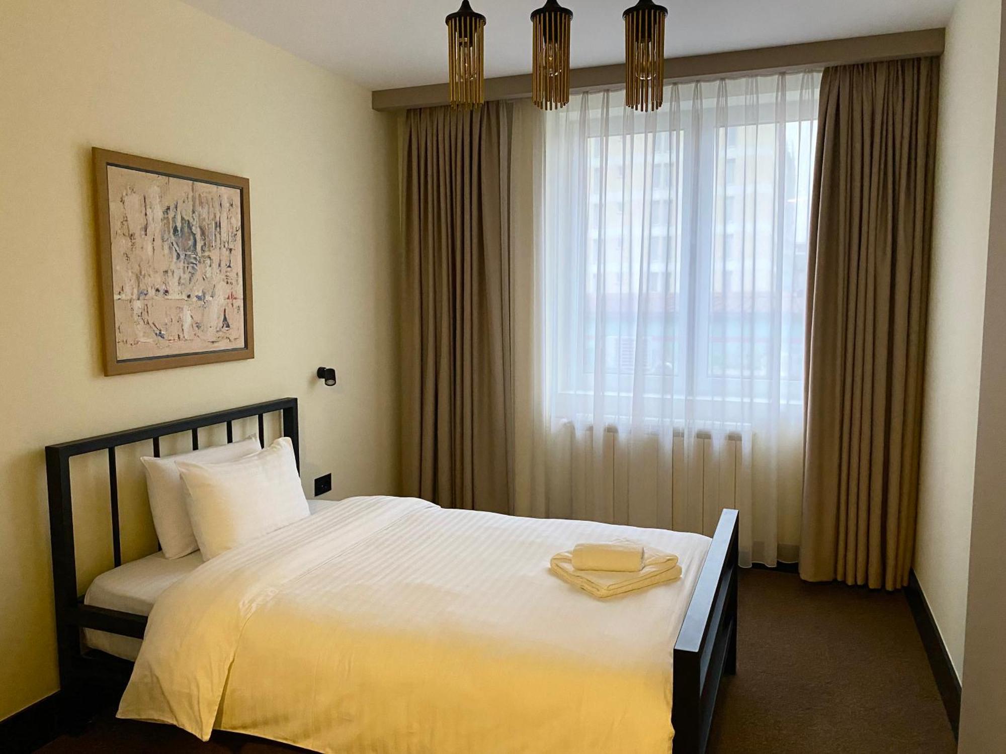 Hotel Sun Loznica Luaran gambar