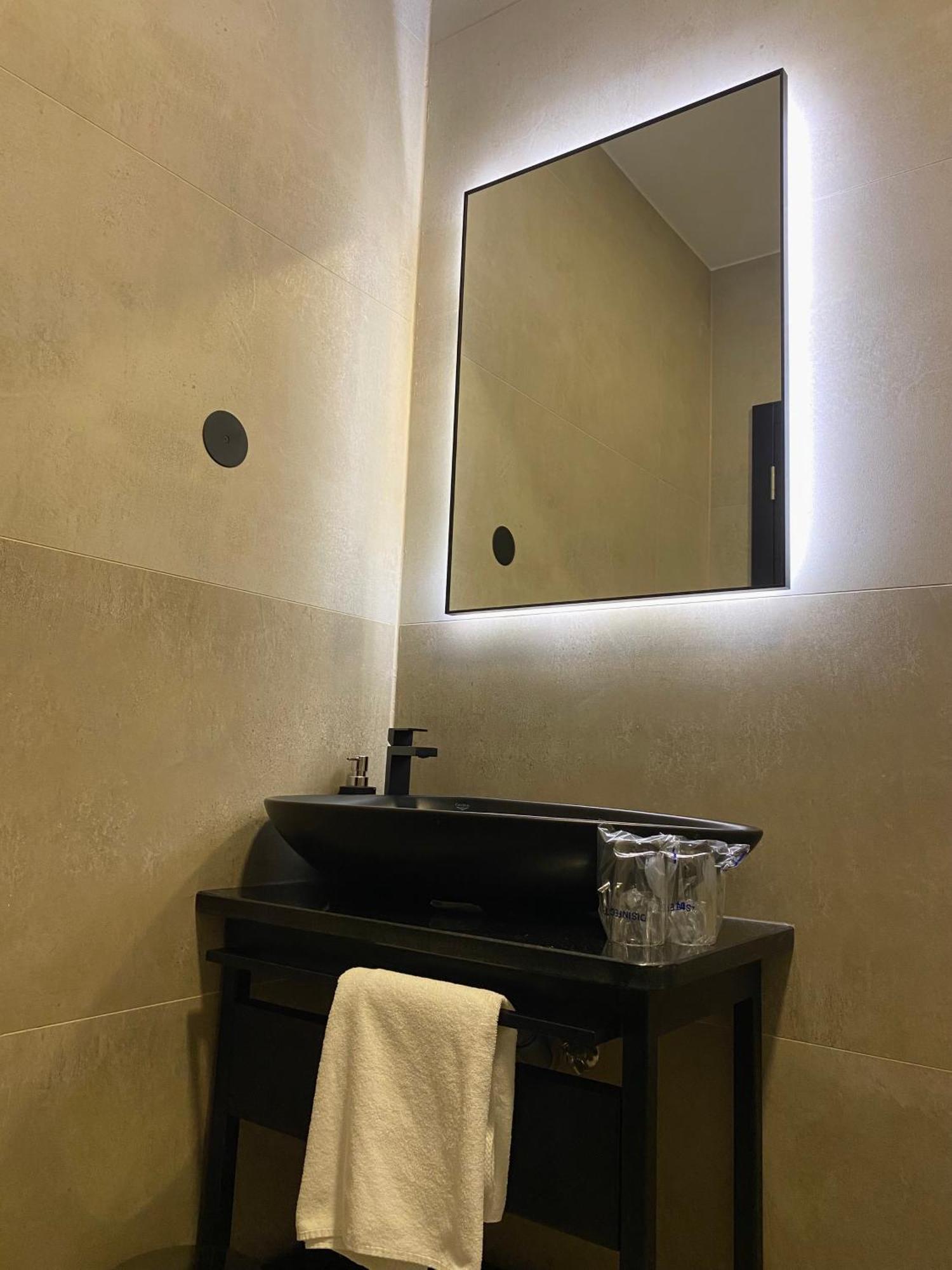 Hotel Sun Loznica Luaran gambar