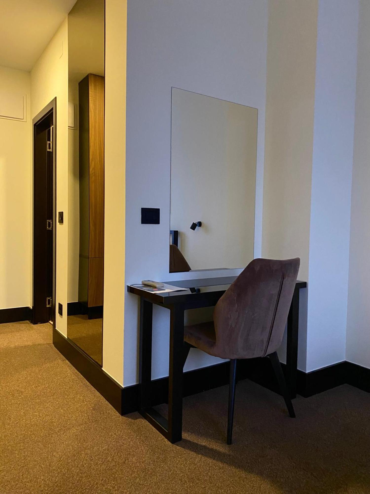 Hotel Sun Loznica Luaran gambar