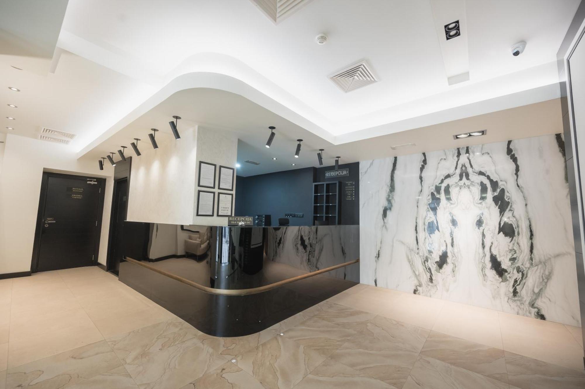 Hotel Sun Loznica Luaran gambar